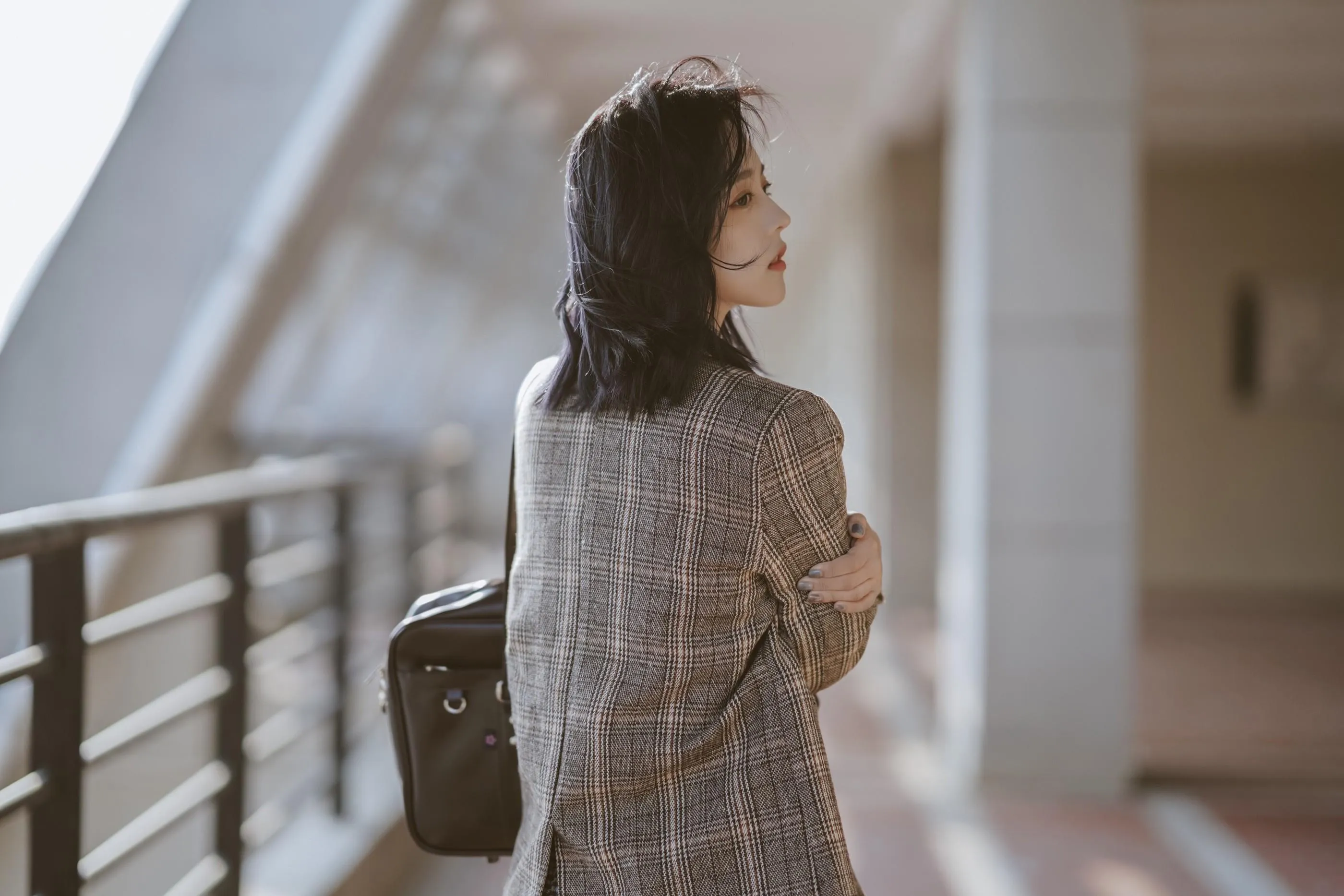 [艺图语] 2022.05.22 你的眼中明暗交杂一笑生花 Enndme [34P]插图5